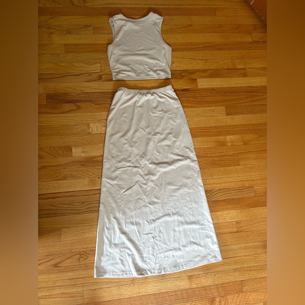 Elegant Cream Maxi Skirt